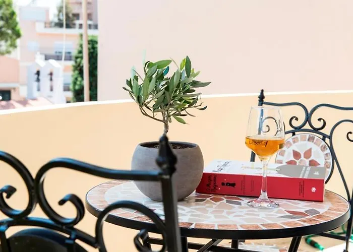 Luxury - King Size Bed - Free Parking Apartman *